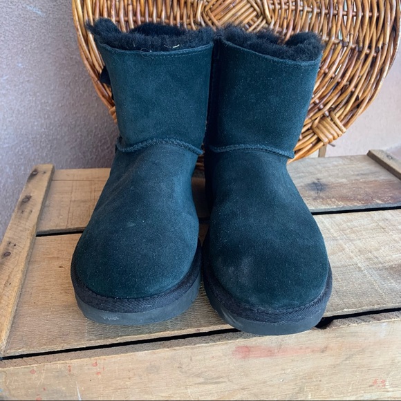 UGG Customizable Bailey Bow Mini Boot - Picture 5 of 10